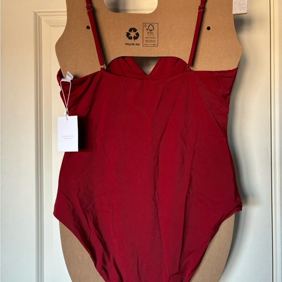 Andie Swim Nwt Andie Womens Onepiece Bathing Suit With Slimming Cut
